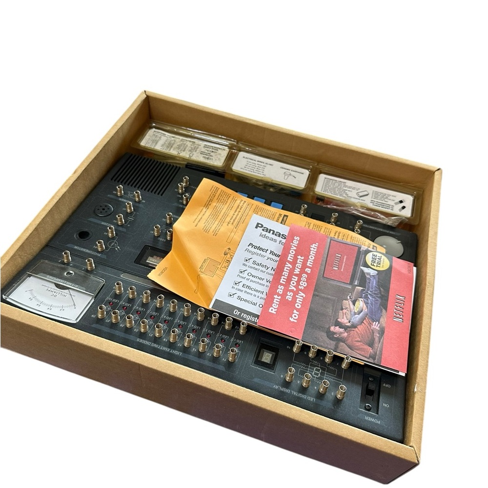 Electronics Learning Lab Complete Course Breadboard Build Circuits RadioShack - Picture 6 of 8